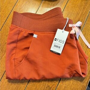 Figs Zamora Joggers- L- Auburn